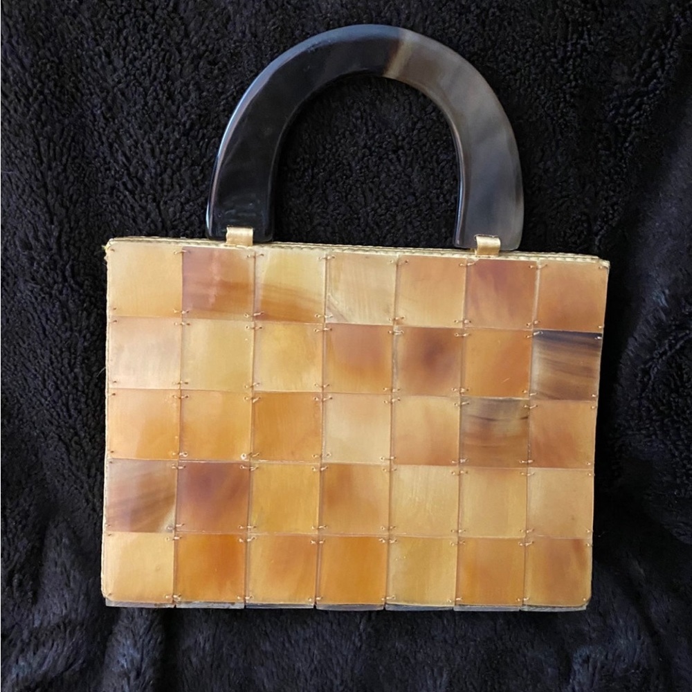 LIKE NEW Shell Satin Small Purse